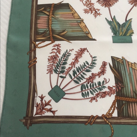 Hermes Herbier de Garvarnie Scarf - Picture 3 of 15